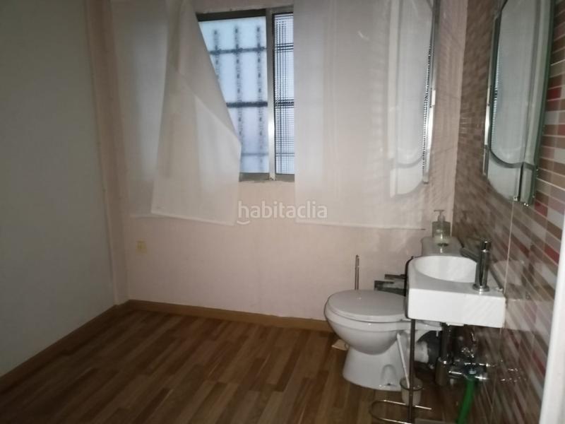 Foto 8095fb56-e3d2-474b-a279-9f086492271b. Affitto locale commerciale in Centro Cáceres