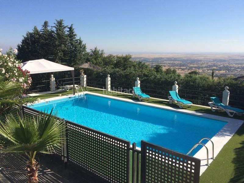 Foto 24c853ed-549c-4d39-a1d3-dc763aef7c73. Chalet  con piscina en Campus Universitario Cáceres