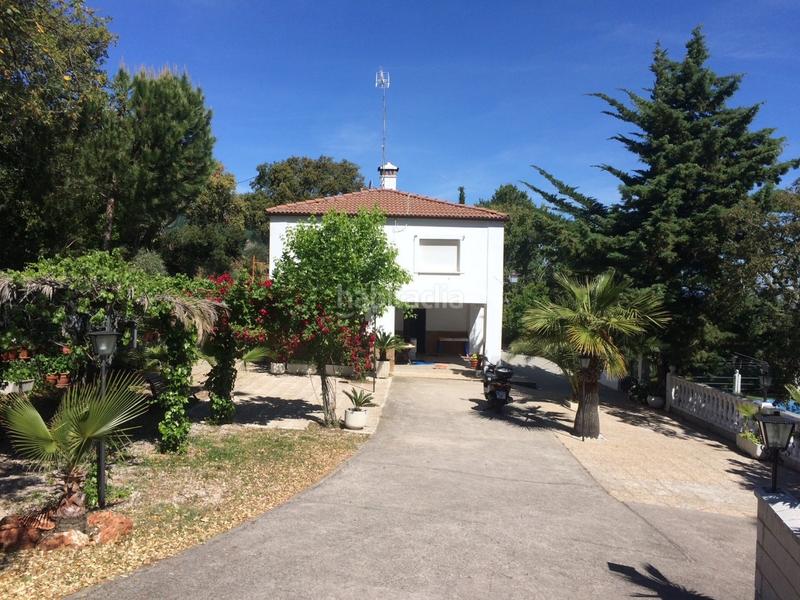 Foto c24f9aab-d267-4461-bc35-5a5e778e8bfb. Chalet  con piscina en Campus Universitario Cáceres