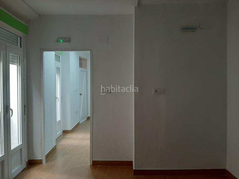 Foto 1e0c2e41-066a-4d10-a2ac-fa7c7aa9ea4a. Miete büro in Casco Antiguo Cáceres