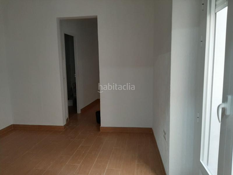 Foto c7e98385-f761-43bd-955f-fbc2d7c41b19. Miete büro in Casco Antiguo Cáceres