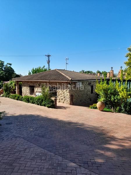 Foto 744db529-fffc-40fc-82e6-9a77ac21a0c7. Chalet espectacular vivienda hecha a capricho !! en Cáceres