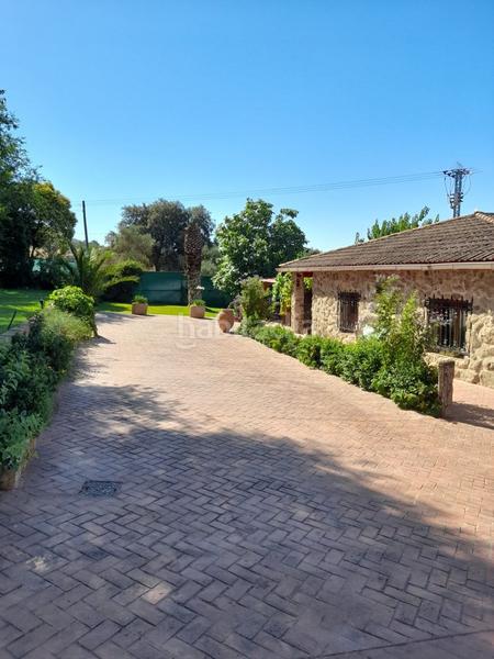 Foto d2982fb9-e921-449e-8838-8f0a8b6be943. Chalet espectacular vivienda hecha a capricho !! en Cáceres