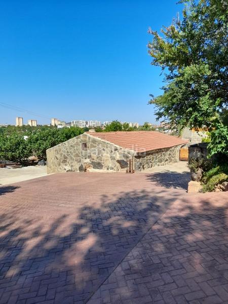 Foto d9e7a173-2ef9-44cc-9481-a6be627ab9b1. Chalet espectacular vivienda hecha a capricho !! en Cáceres