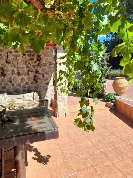 Foto de73b322-1030-4c0c-ada9-5d23efb9d8a7. Chalet espectacular vivienda hecha a capricho !! en Cáceres