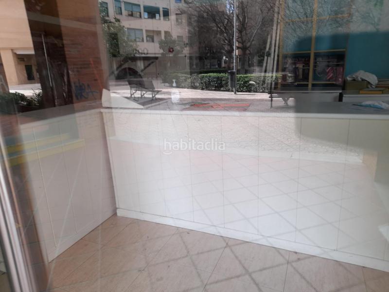 Foto 50baa363-de69-48e8-8511-0247213dde00. Location local commercial dans Centro Cáceres