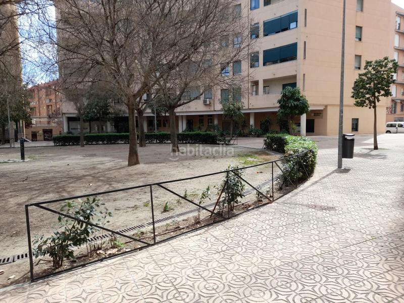 Foto 9c4e2198-260d-4144-afa2-042cea1e07b2. Rent business premise in Centro Cáceres