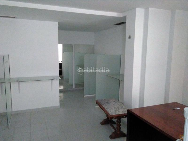 Foto f4aff33a-e3d3-4574-9f98-0a74207b9512. Location local commercial dans Centro Cáceres