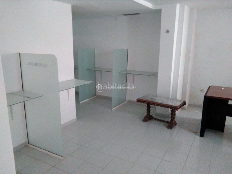 Foto 417eeb55-91ee-4beb-9cf4-ab0c74de6046. Rent business premise in Centro Cáceres