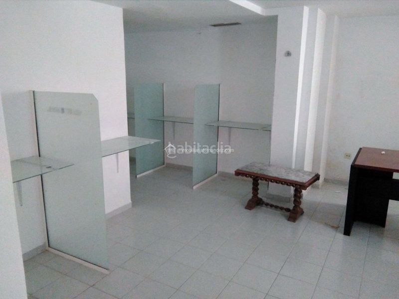 Foto 3f03d02f-262b-4295-95b7-711803904bc7. Local comercial a Centro Cáceres