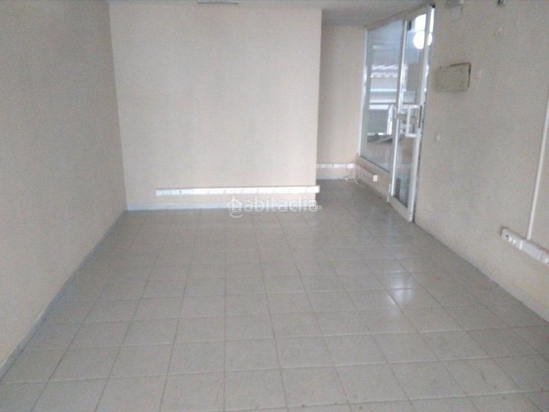 Foto ef035079-0d3a-458a-9f16-1831a0579b77. Local comercial a Centro Cáceres