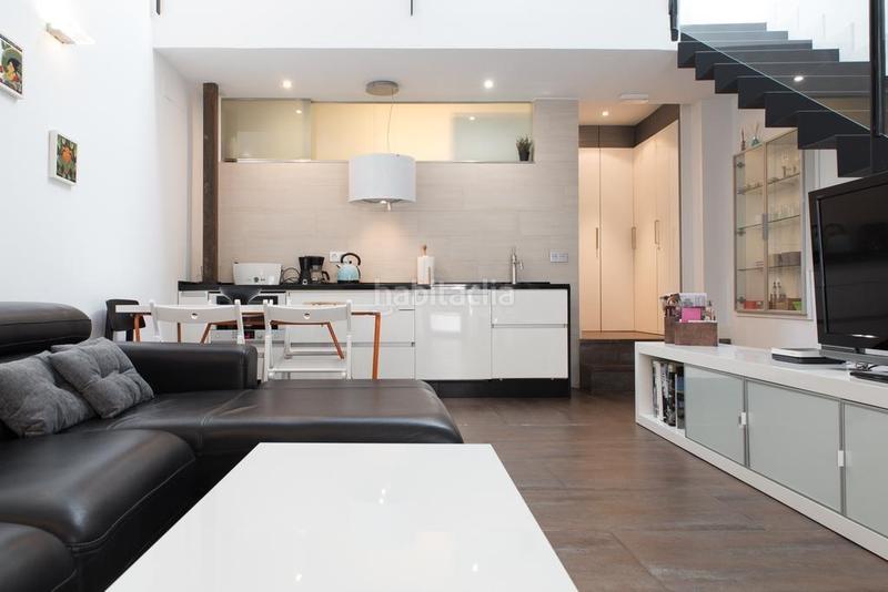 Foto 5d10993c-64e0-430f-b158-944f3119cbd8. Casa amb calefacció a Casco Antiguo Cáceres