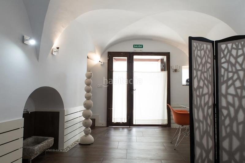 Foto 7f74da27-5e7e-42af-bc12-1fc7ad78760e. Casa amb calefacció a Casco Antiguo Cáceres