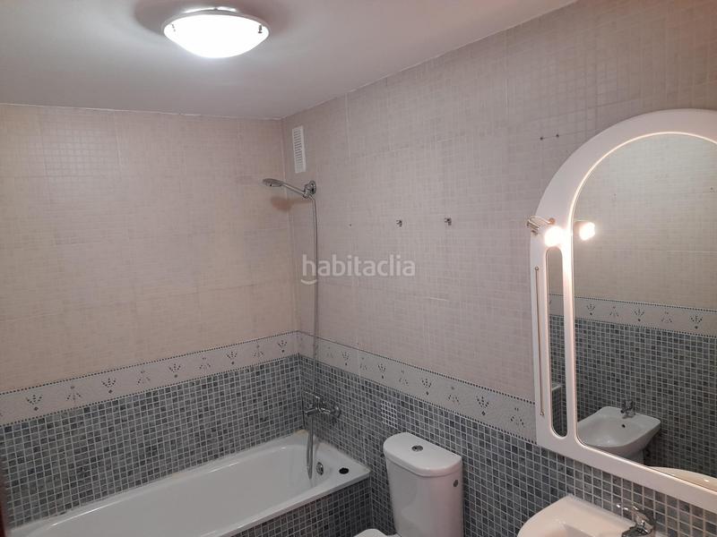 Foto d65ed37a-cfa7-4e1e-8782-45567c312c1a. Casa adossada amb calefacció aparcament a Montesol - Mejostilla Cáceres