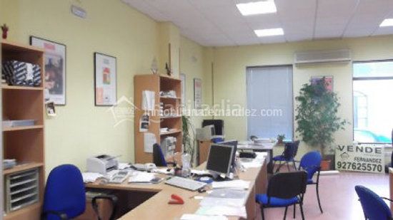 Foto 6f97b482-aa60-4bf2-a951-8b9360f1b2fb. Local comercial a Casar de Cáceres