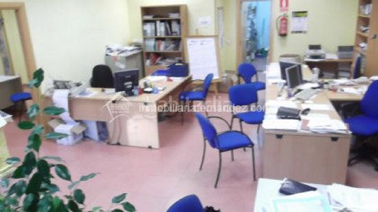 Foto fb8d31e4-d81a-44c2-9af5-e2a0bea967c9. Local comercial a Casar de Cáceres