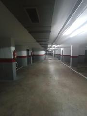Aparcament cotxe a Ruta de la Plata. Plaza de garaje para coche pequeño en el vivero!!!