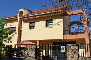 Xalet a Aguas Vivas - La Zambomba. Chalet independiente formado por dos viviendas