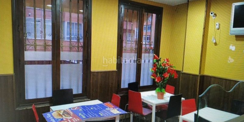 Foto 75a67076-d56f-4085-8a7c-9dfe071b7cd9. Local comercial a Centro Cáceres