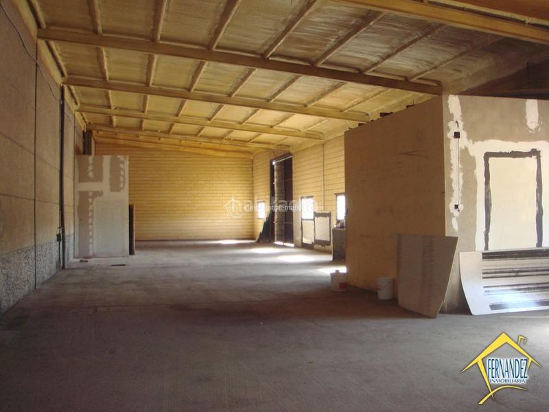 Foto 36e175a3-e5cf-4bd2-8a22-470098506ebf. Nave industrial nave en el en Casar de Cáceres