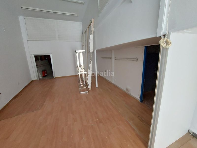 Foto d31f0bb2-32e9-4f64-a052-1f00e127bfdd. Local comercial a Centro Cáceres