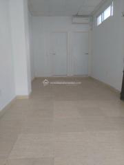 Lloguer Local Comercial a Nuevo Cáceres. Local en nuevo cáceres