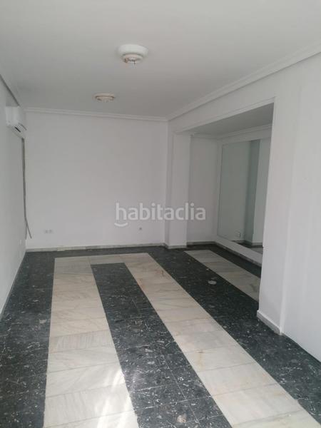 Foto 5cbe1805-219f-44b9-8a70-e2e6063fe66e. Rent business premise in nuevo Cáceres Cáceres