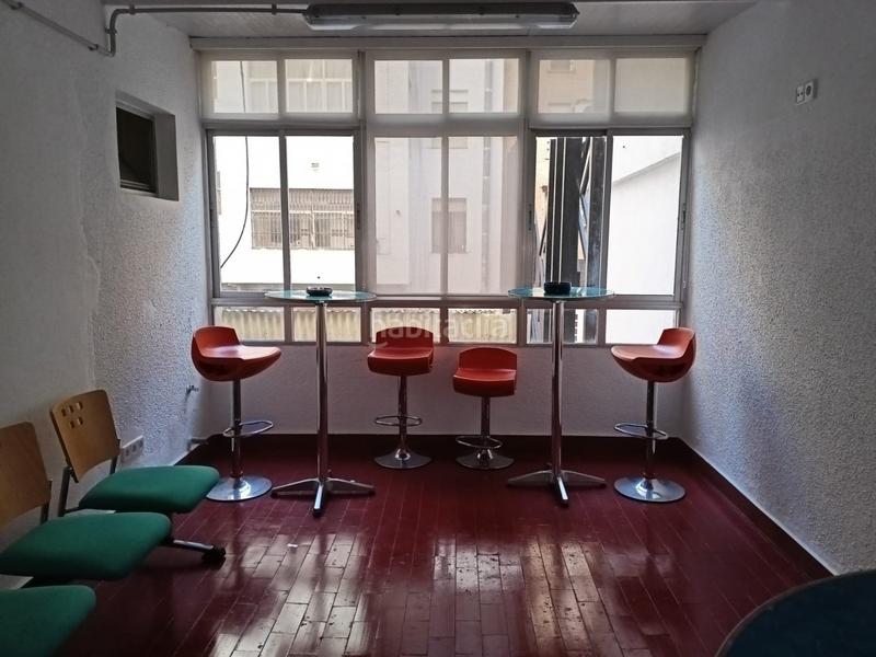 Foto cc2abda8-62c0-4c42-afa0-358447c38fc0. Location bureau dans Centro Cáceres