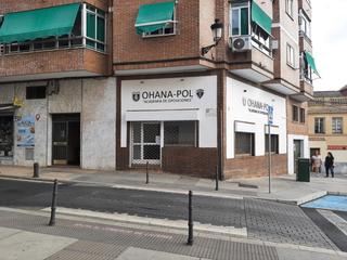 Location Local commercial à Casco Antiguo. Estupendo local en obispo galarza