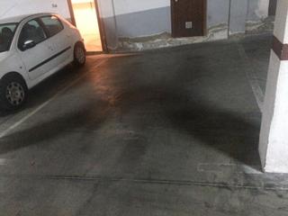 Aparcament cotxe a Casco Antiguo. Garaje y trastero en san blas