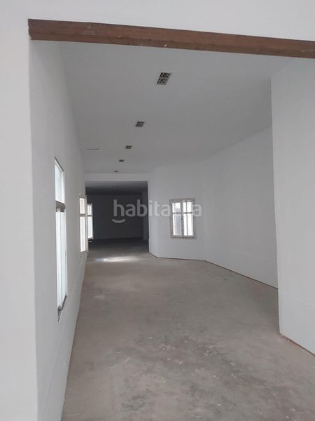 Foto 8b108b15-4b28-4808-94cb-cdad67c62b47. Local comercial a Centro Cáceres