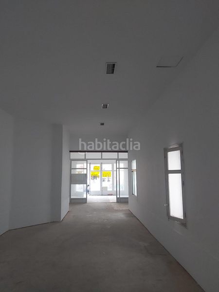 Foto d552f90b-aff8-48d5-aeee-2ec77a756175. Local comercial a Centro Cáceres