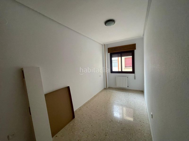 Foto da853245-08c6-4f9e-9ae4-8489933d0ba7. Rent flat with heating in Centro Cáceres