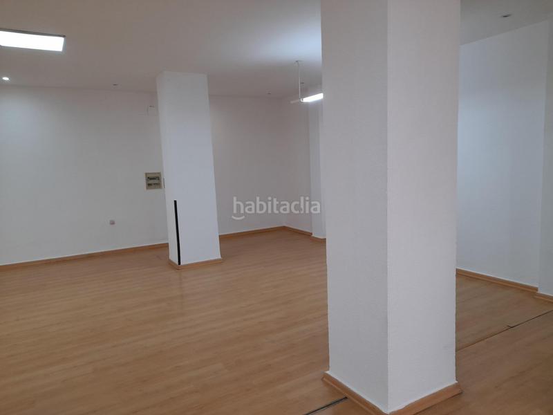 Foto e2648170-211a-4cdf-b2f2-31f152888ec7. Lloguer local comercial a Centro Cáceres