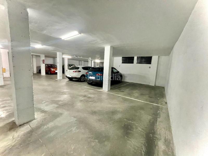 Foto a7aa5731-1098-4f6d-b094-c4f02e319cac. Aparcament cotxe a nuevo Cáceres Cáceres