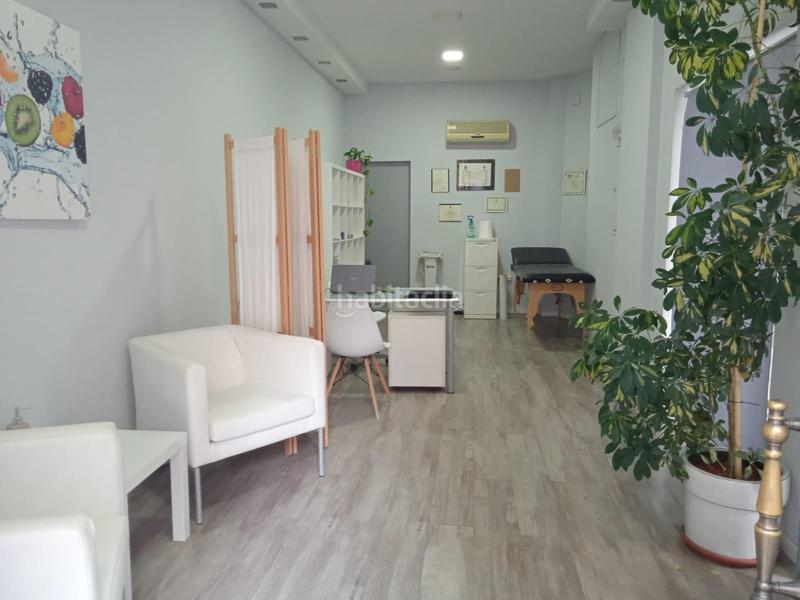 Foto 24881e53-d775-4451-a215-f4e075a39163. Lloguer local comercial a Centro Cáceres