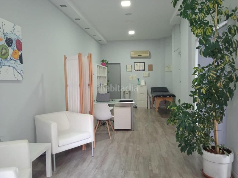 Foto 2e234001-d2e5-4908-b184-9ac6f4b56e17. Lloguer local comercial a Centro Cáceres