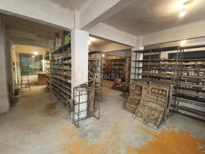 Foto 3ddcc1ad-104e-4f91-ac6e-14cc671b3f4d. Location local commercial dans Centro Cáceres