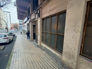 Location Local commercial à Centro. Local en bruto en avenida alemania !!!