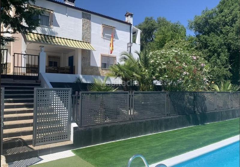Foto fbdf54bb-a728-4127-aa9f-0157b1b14559. Casa enorme casa con piscina en Casco Antiguo Cáceres