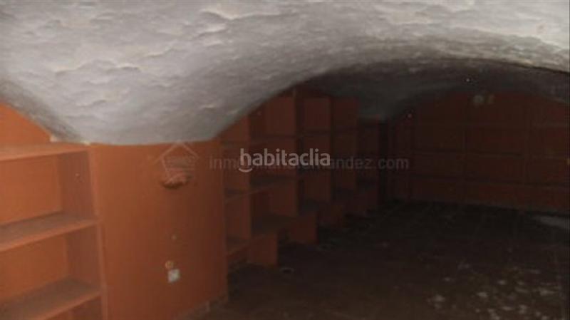 Foto 25c355df-597e-4e17-bb95-13f7b30d8659. Alquiler local comercial situación emblemática !!! en Cáceres