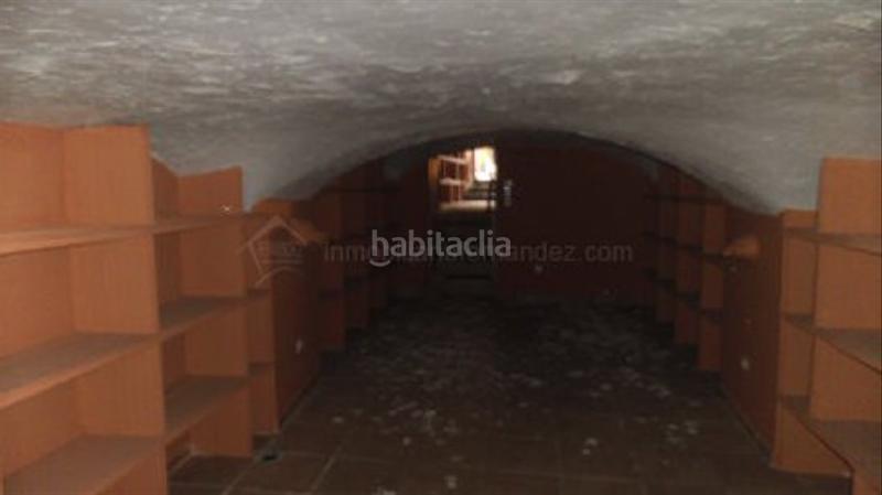 Foto 4f90e036-b321-4a1f-bc06-81ba5f6fc889. Lloguer local comercial a Casco Antiguo Cáceres