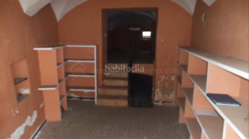 Foto fcdc86c3-56f4-4e3b-a82a-f322b4edc4e1. Miete geschäftsraum in Casco Antiguo Cáceres