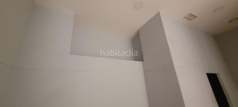 Foto 52789a83-cc39-4e32-9132-b21a2b30cb56. Local comercial a Centro Cáceres