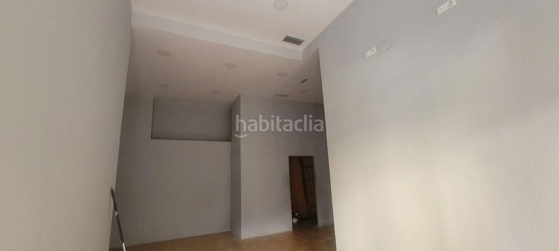 Foto 7914be3c-7e1c-4568-94b5-08240759f49e. Local comercial a Centro Cáceres