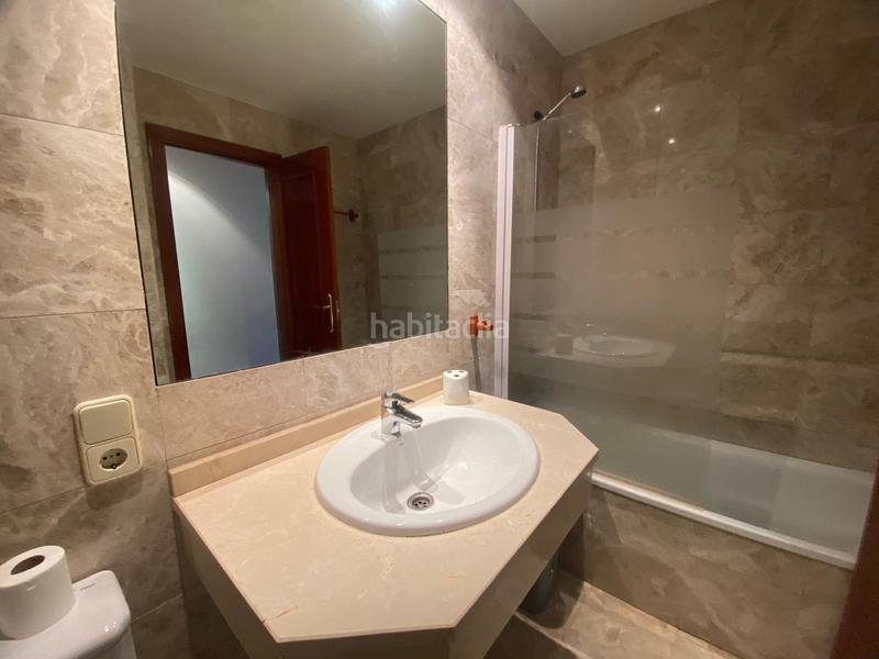 Foto fefb1e3c-25cb-45c8-8d9c-8deb366e95bf. Pis amb calefacció aparcament a Centro Cáceres