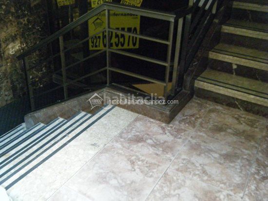 Foto bd0fff65-8922-4372-8295-6f1451d28c85. Local comercial a Casco Antiguo Cáceres