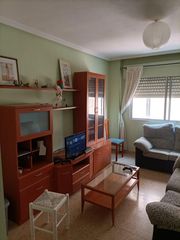 Lloguer Pis a Centro. Piso de estudiantes. solo disponible para dos chicas de primer c