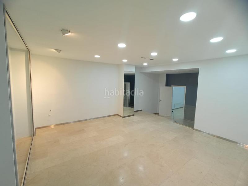 Foto 0dfe05d5-3b1a-47cd-9da6-6e391430130e. Lloguer local comercial a Centro Cáceres