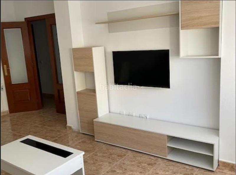 Foto 108db8d8-d9ad-4d5b-9a04-ea53465abb26. Alquiler piso estupendo piso en plaza italia con garaje y trastero en Cáceres